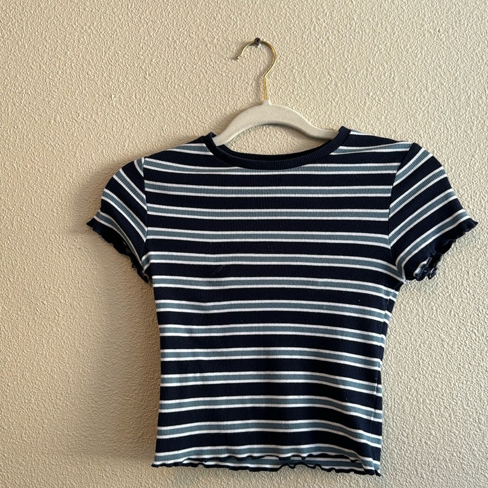 dip crop top